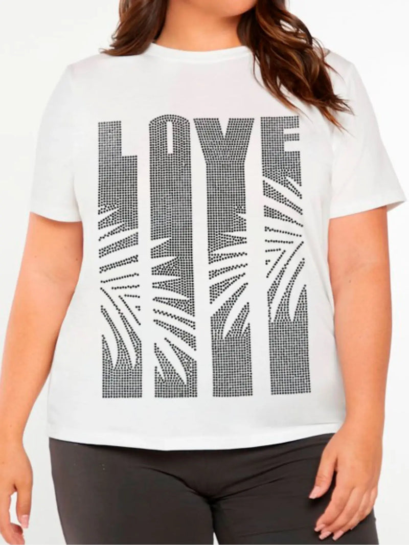 Camiseta Plus Size Love Com Pedraria